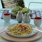 Favie Suzanne Hotel