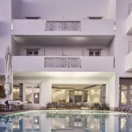 Favie Suzanne By Ghh Hotel 3*