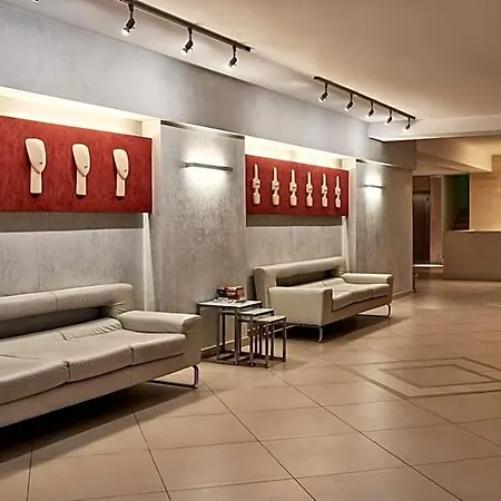 Favie Suzanne By Ghh Hotel 3*