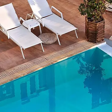 Otel Favie Suzanne By Ghh