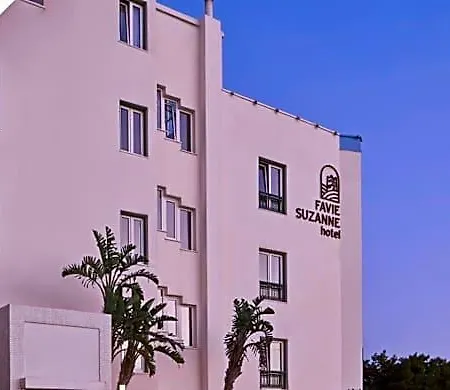 Hotel Favie Suzanne By Ghh 3*